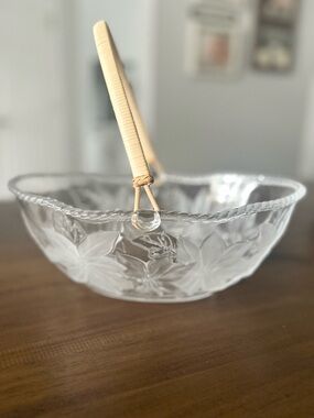 Vintage WP&G (Casa Japan) Frosted Glass Poinsettia Basket with Bamboo Handle